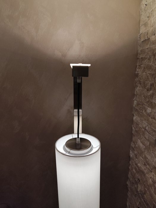 Подова висока лампа ,нова