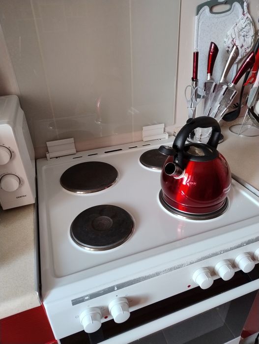 Кухонная плита Vestel б/у электрическая