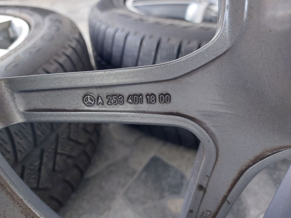 19цола Мерцедес AMG оригинални ет38