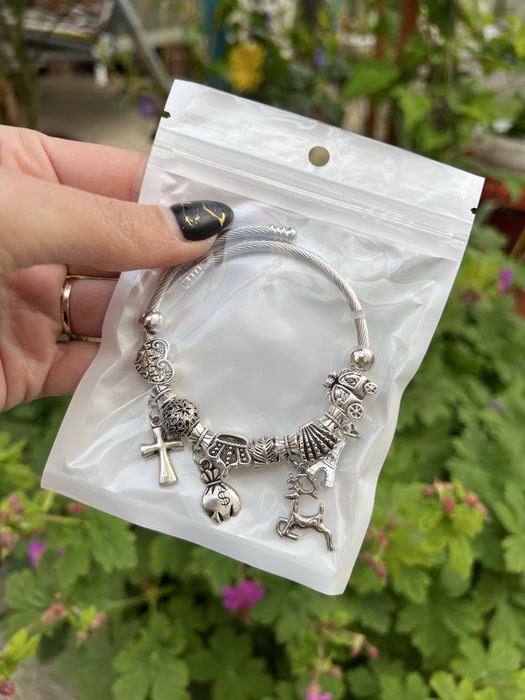 Гривна с твърда верижка