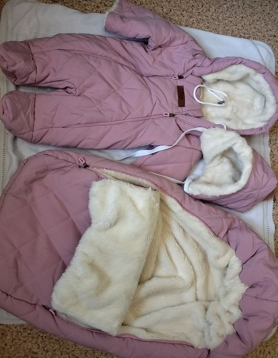 Зимний комбез для выписки  мех из собачьей шерсти в хорошем состоянии.