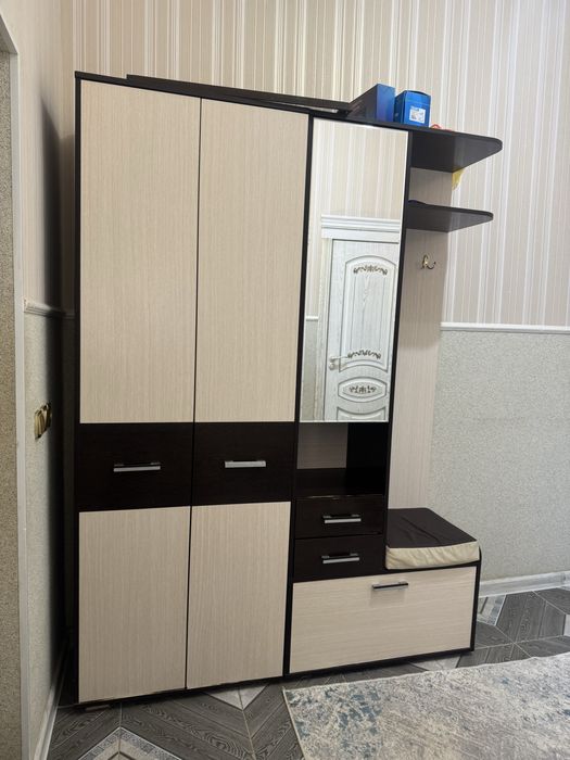 Продам прихожую бу