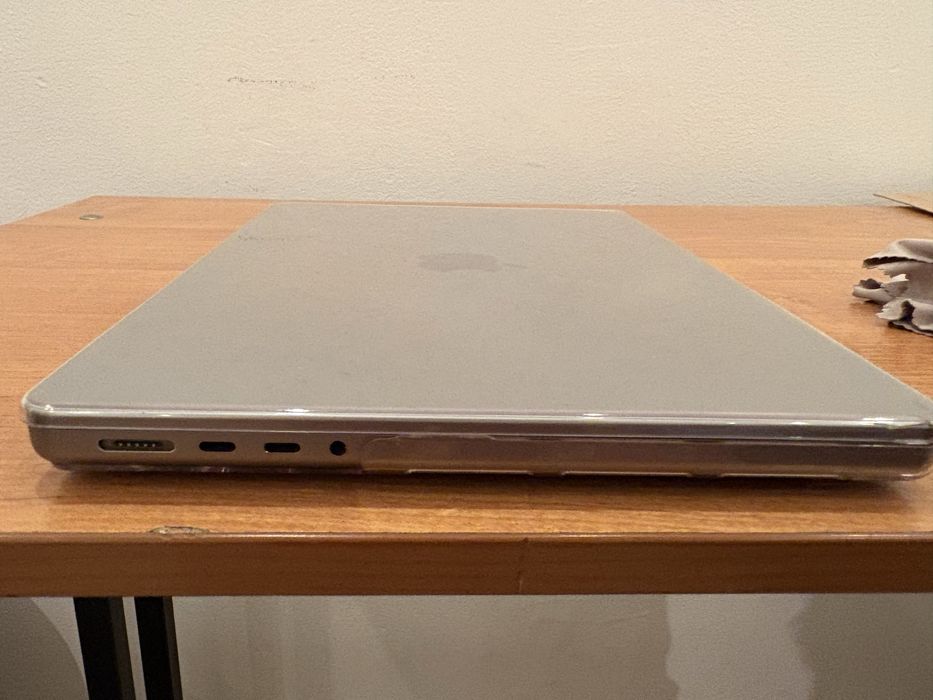 Macbook pro 14.2, 16/512