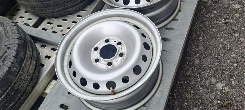 Джанти 16 бусови и гуми 235.65.16 ц