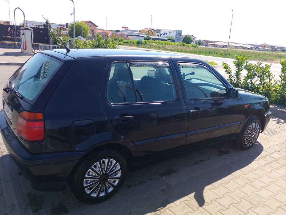 VOLKSWAGEN Golf 1995 — imagine 2