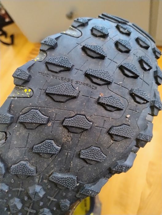 Adidas Hyperturf 45.5-46, interior 29.2 cm