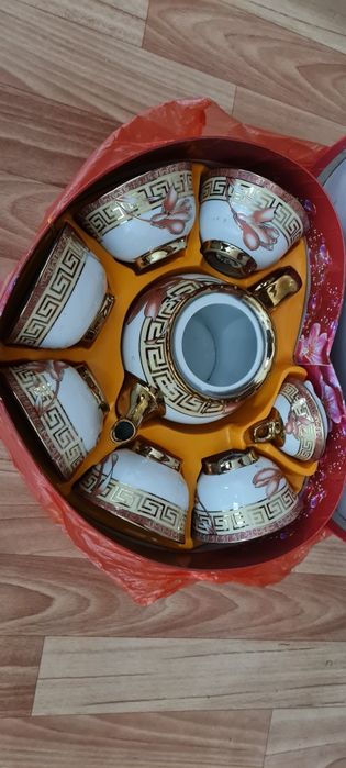 Набор чайник с пиалками