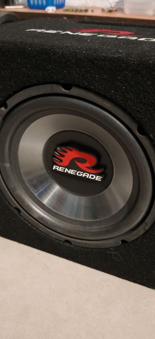 Бас каса Renegade RBK550 + Усилвател