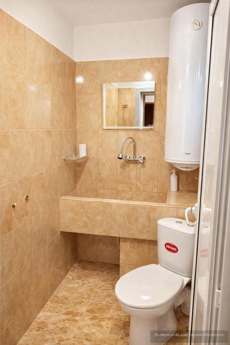 Просторен етаж от къща в кв. Коматево