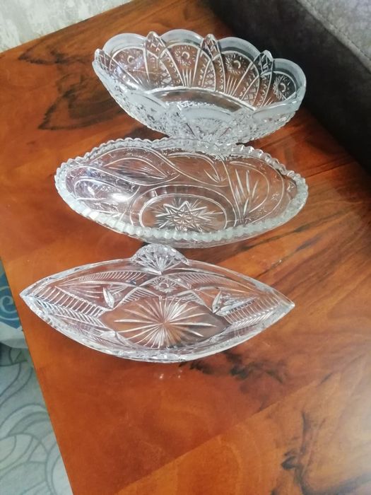 Продам хрустальные лодочки, конфетницы