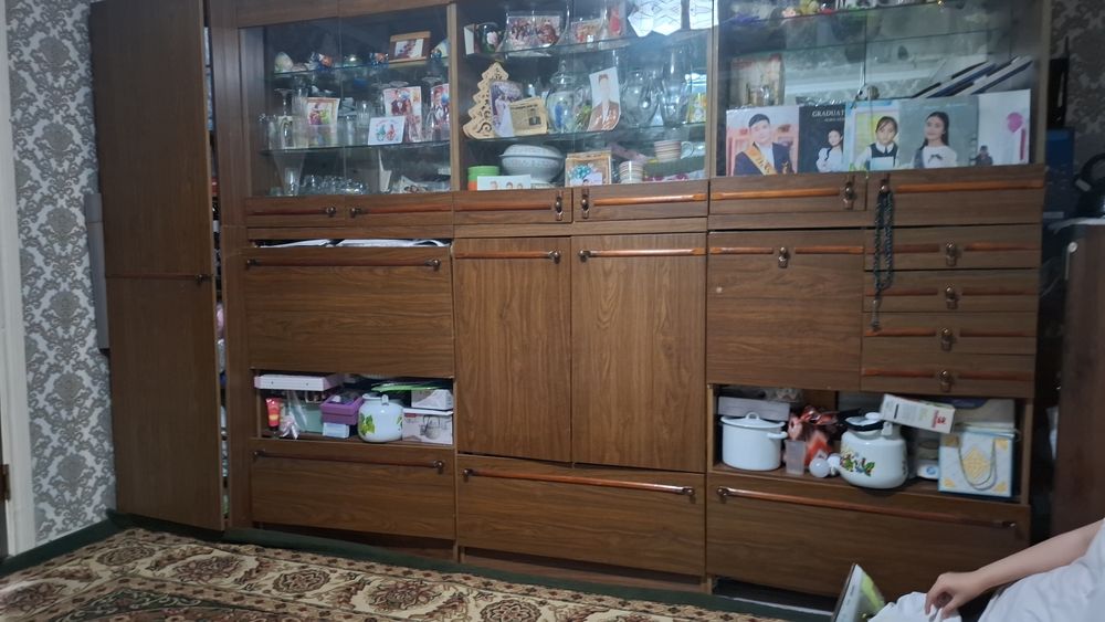 Продам хорошую стенку