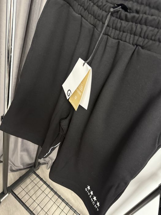 Pantaloni GIVENCHY super calitate