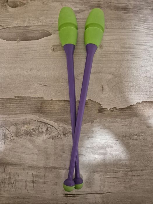 Булавы гимнастические Indigo