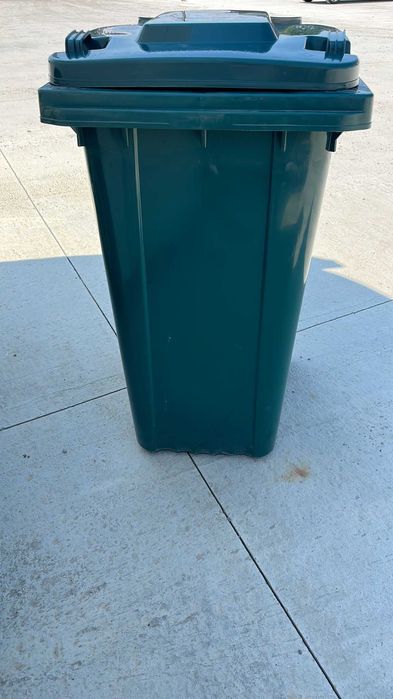 Tomberon deseuri 240 litri