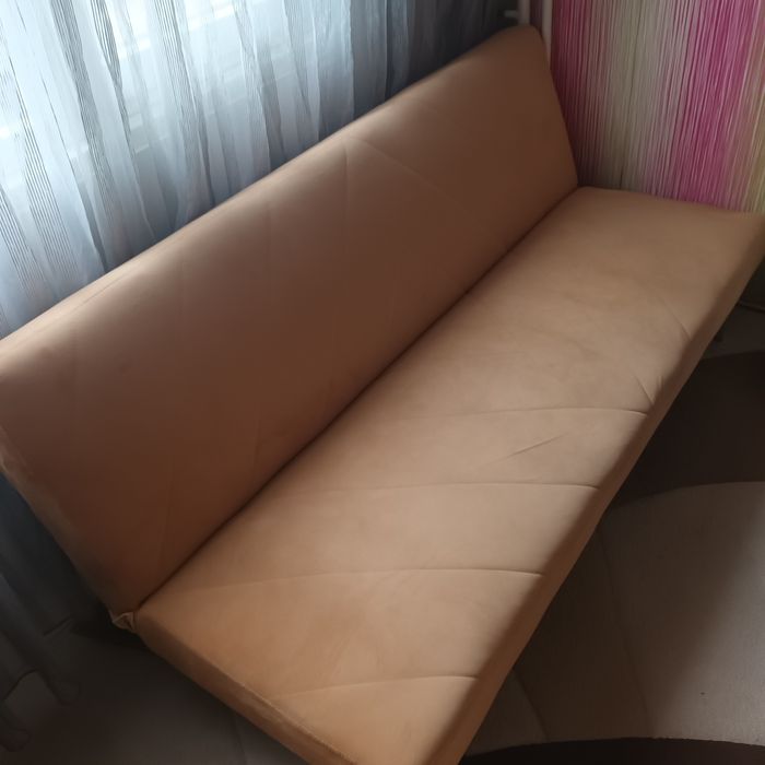 Диван който се отваря