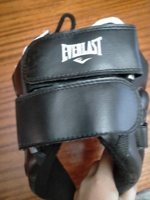 Шлем для бокса или MMA everlast