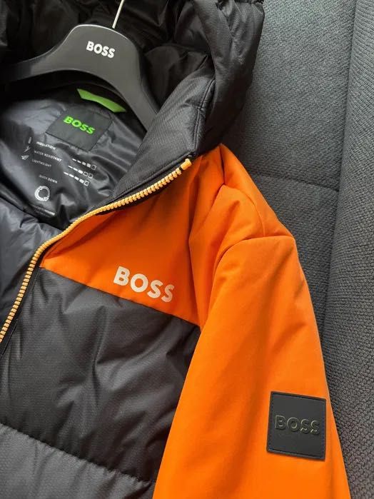 Чисто ново автентично мъжко зимно яке Boss патешки пух размер L голям