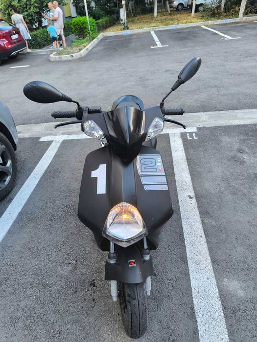 Scuter 49cc Explorer
