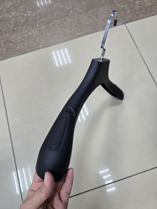 Продам плечики широкие