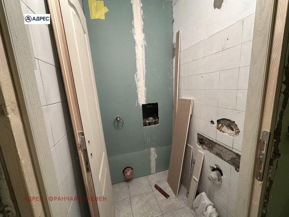 Продава се Тристаен апартамент в Плевен, Дружба 4 - 85 кв.м за 1295 €/кв.м - Снимка #6