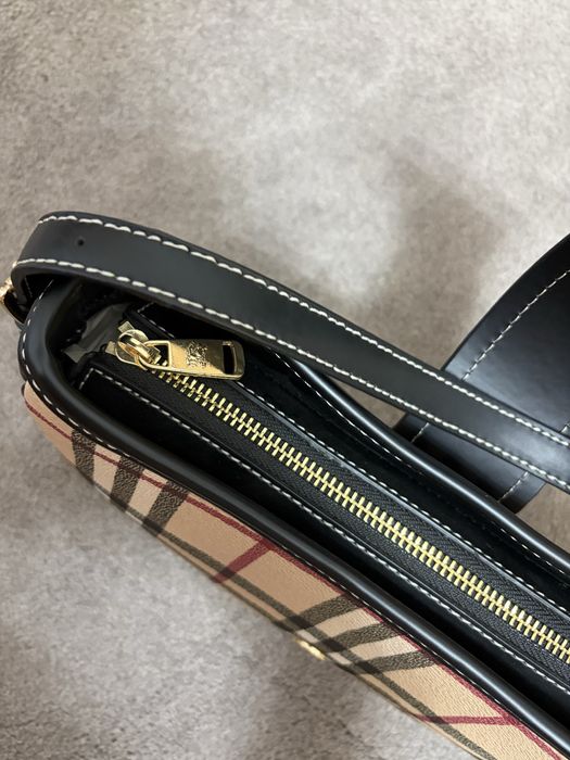Geanta Burberry 1/1