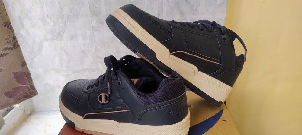 Маратонки CHAMPION ,номер 41;26 см