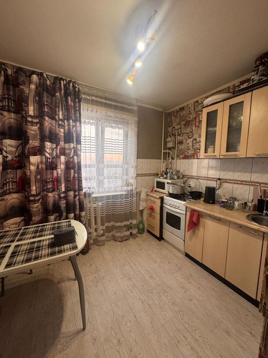 Продам 1ком.квартиру новой планировки 20 мкрн.