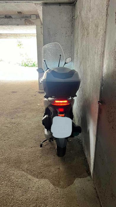 Scuter Honda SH 125 Sport an 2024 - 11500km sau schimb cu ATV