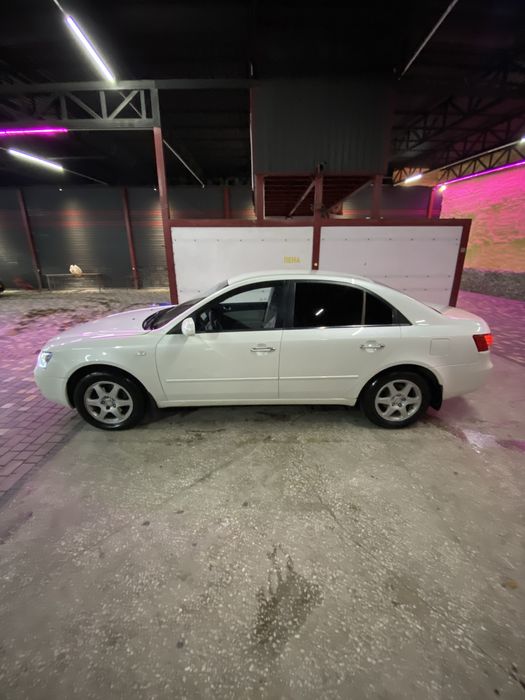 Hyundai sonata 2.4 mator srochniy sotiladi