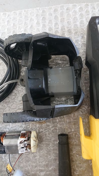 Водоструйка karcher K3 на части.