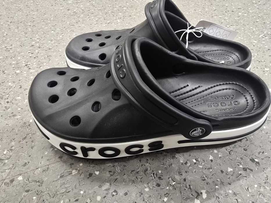 Papuci Slippers  Crocs