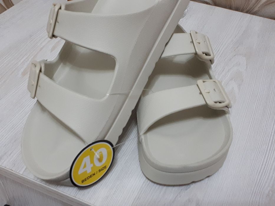 Новые с биркой резиновые сандали от Турецкого  бренда Ideal Shoes 40 р