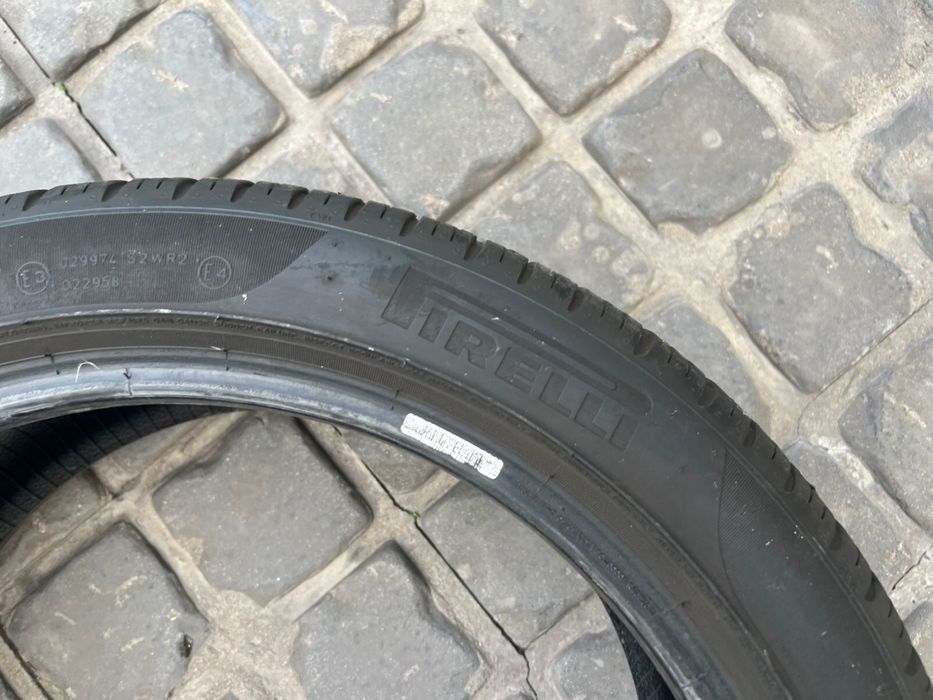 Шины Pirelli комплект