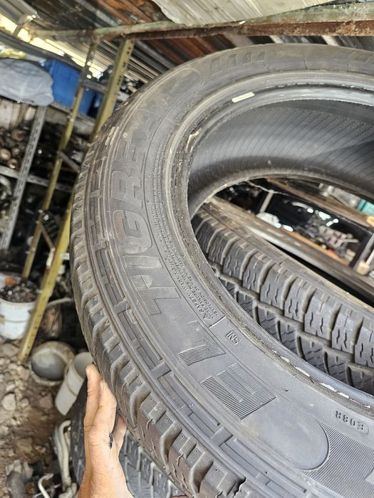 Гуми 275 55 20 R  24година