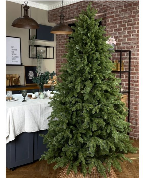 Искусственная елка