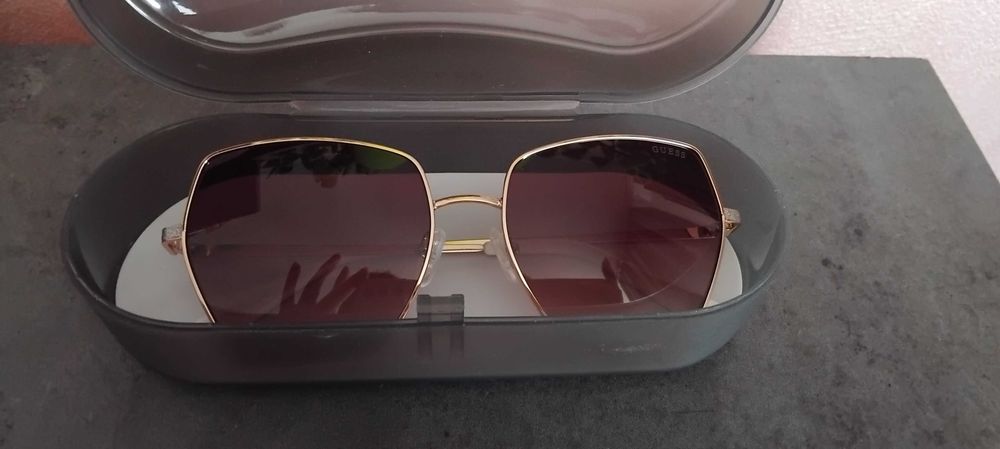 Дамски слънчеви очила