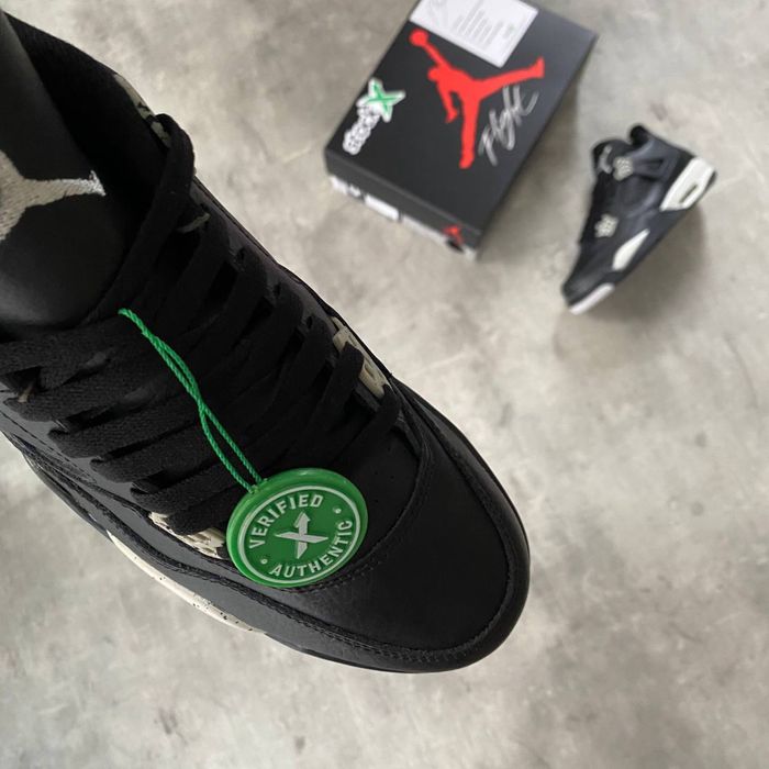 Air Jordan 4 Retro Black Oreo