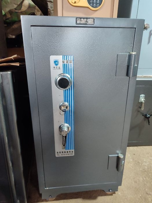 Сейф огнеупорный