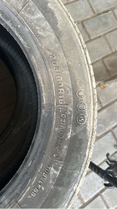 Продам шины для машины