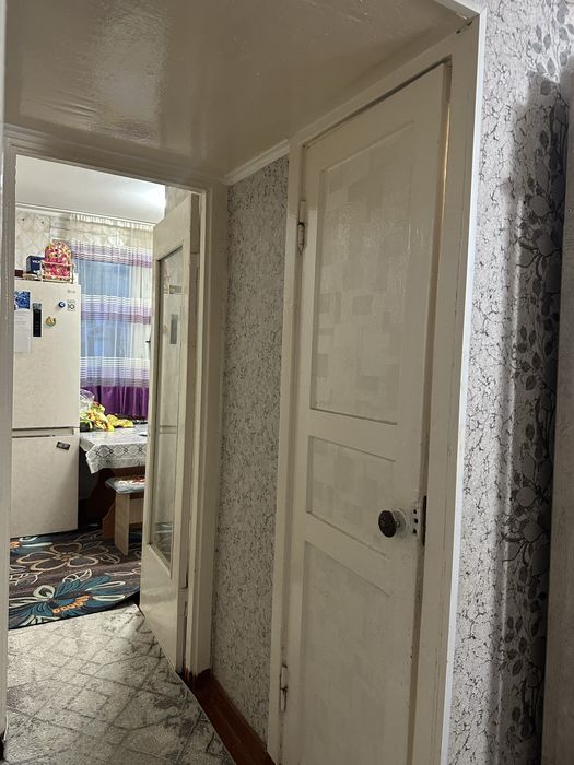 2х комн. 2эт. 4мкр 10дом. ЖКХ