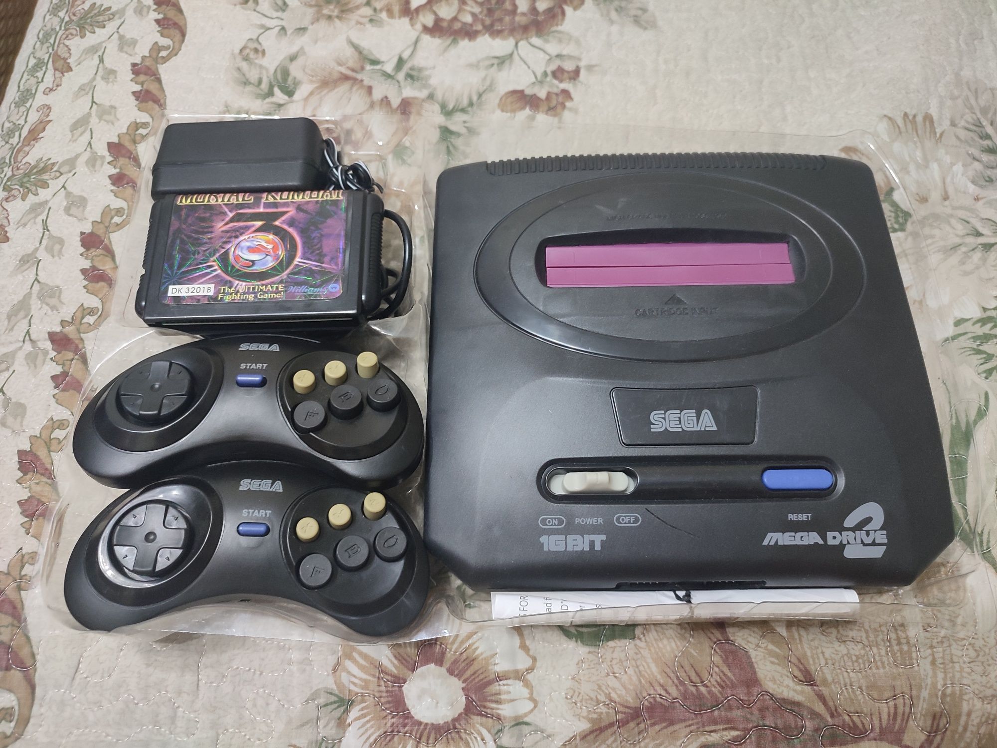 SEGA Mega Drive 2 16 bit с 300+ Встроенными Играми: 4 500 тг. - Приставки  Алматы на Olx