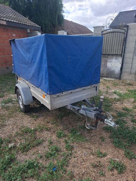 Remorca 750 kg stema