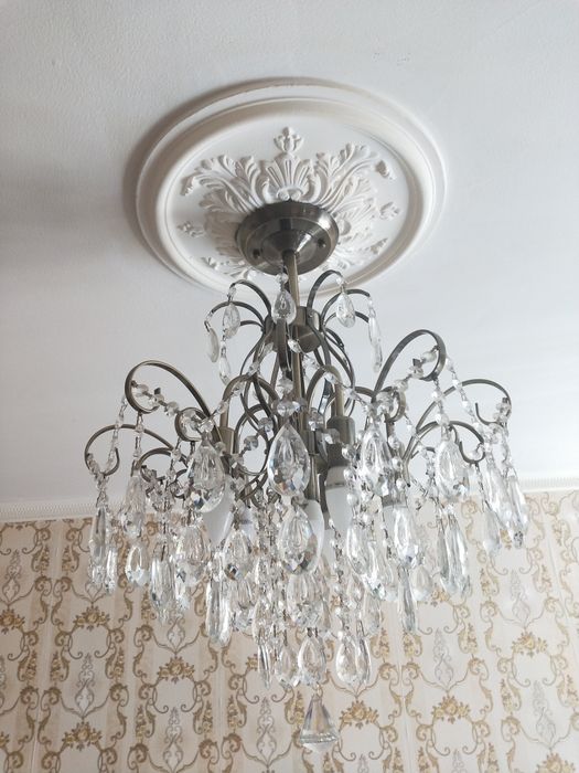 Адеми супер люстралар