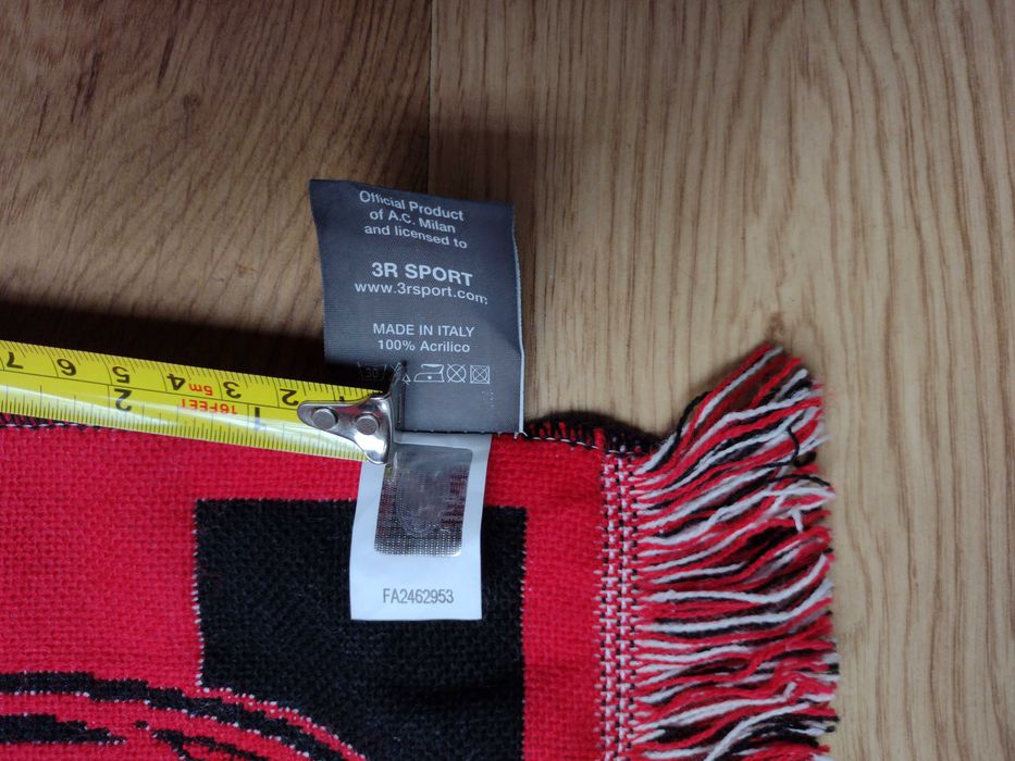 AC Milan / Red Bull - шал на Милан