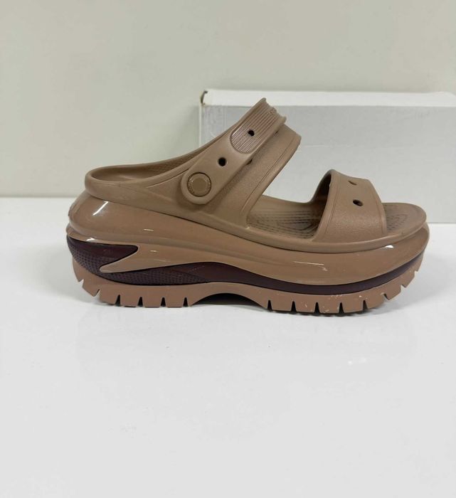 Crocs Classic Mega Crush Sandal