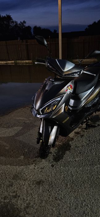 Продам мопед Sonlink t3 m8pro