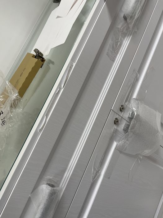 Продам витрину