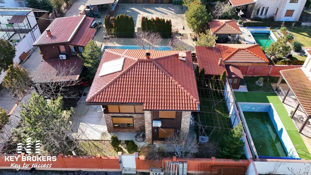 Продава се Къща в с. Гюльовца, Област Бургас - 119 кв.м за 1975 €/кв.м - Снимка #19