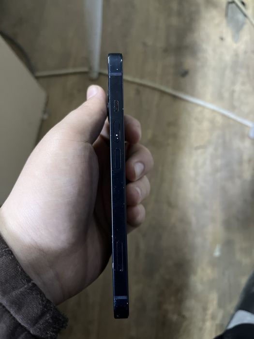 Айфон 13 без док