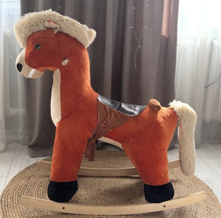 Лошадь-качалка детская в идеальном состоянии